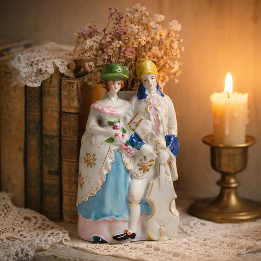 Antique Japanese Porcelain Wall Pocket Vase | Hotta Yu Shoten | 1920s–1930s